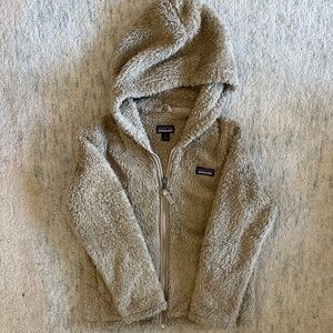 Girls Patagonia soft jacket